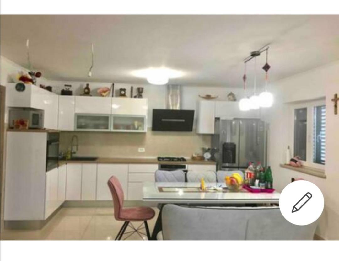 Apartment Jelena 3 Zvekovica